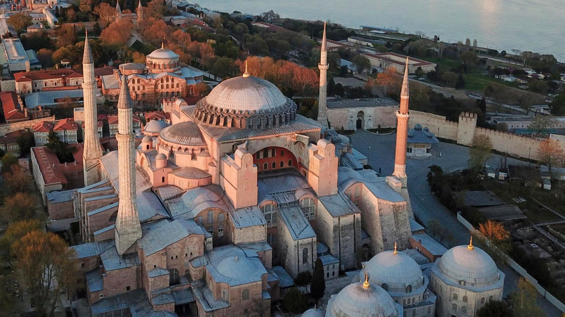 Святая София в Константинополе голубая мечеть