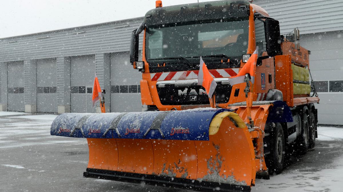 Altenstadt: Schneepflug verursacht Unfall auf der Autobahn