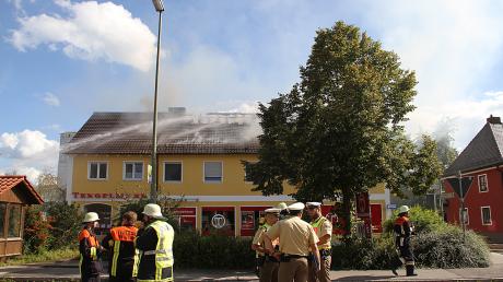 In Nordendorf fing am Donnerstagnachmittag der Dachstuhl eines Gebäudes Feuer. 