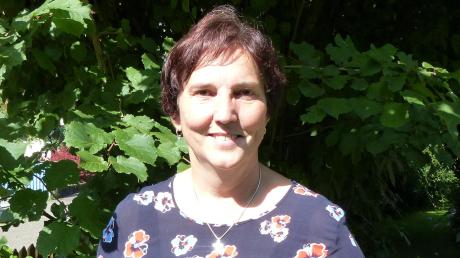 Christine Gumpp will Bürgermeisterin werden. Die vierfache Mutter und zweifache Oma ist seit 23 Jahren im Gemeinderat und seit elf Jahren Zweite Bürgermeisterin in Ellgau. 