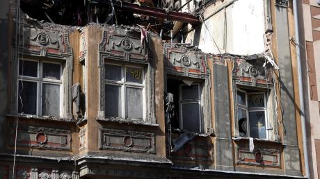 Die Bewohner des denkmalgeschützten Hauses in der Karolinenstraße haben beim Brand alles verloren.
