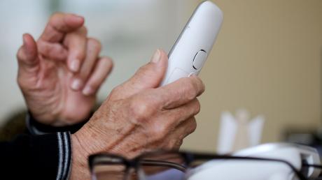Vor allem Senioren sind im Visier von Telefonbetrügern.