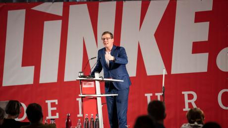 Sebastian Walter spricht auf dem Landesparteitag der Partei Die Linke vor seiner Wahl zum neuen Landesvorsitzenden der Brandenburger Linken.