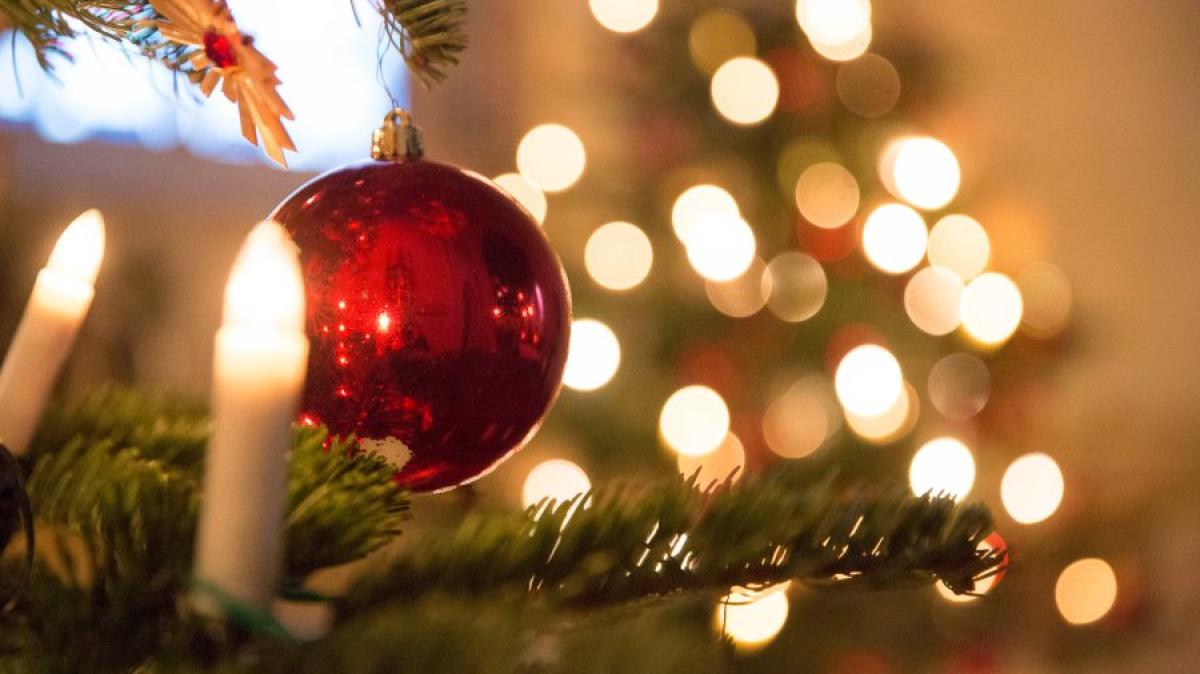 1 Weihnachtstag 2021 Bedeutung Warum Feiern Wir Den 1 Weihnachtsfeiertag Am 25 Dezember