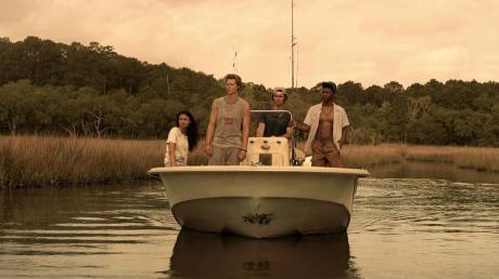 Bei Netflix läuft die Serie "Outer Banks". Hier alles zu Start, Folgen, Handlung, Schauspieler und Trailer.