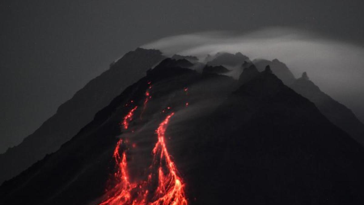 Indonesia: Letusan gunung berapi: Puluhan ribu dievakuasi