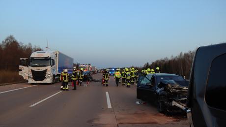 Auf der A8 zwischen Zusmarshausen und Burgau kam es zu einem Unfall.