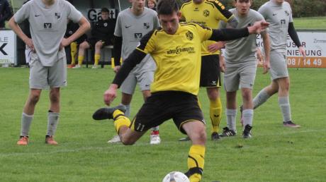 Der SV Obergriesbach (gelb) setzte sich gegen Sielenbach durch.