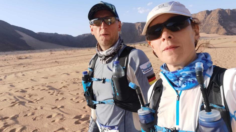 Viktor Reger wird oft von seiner Frau Tatjana begleitet. Auch beim Wüstenmarathon in Jordanien war sie an seiner Seite. In fünf Tagen legten sie 250 Kilometer zurück.