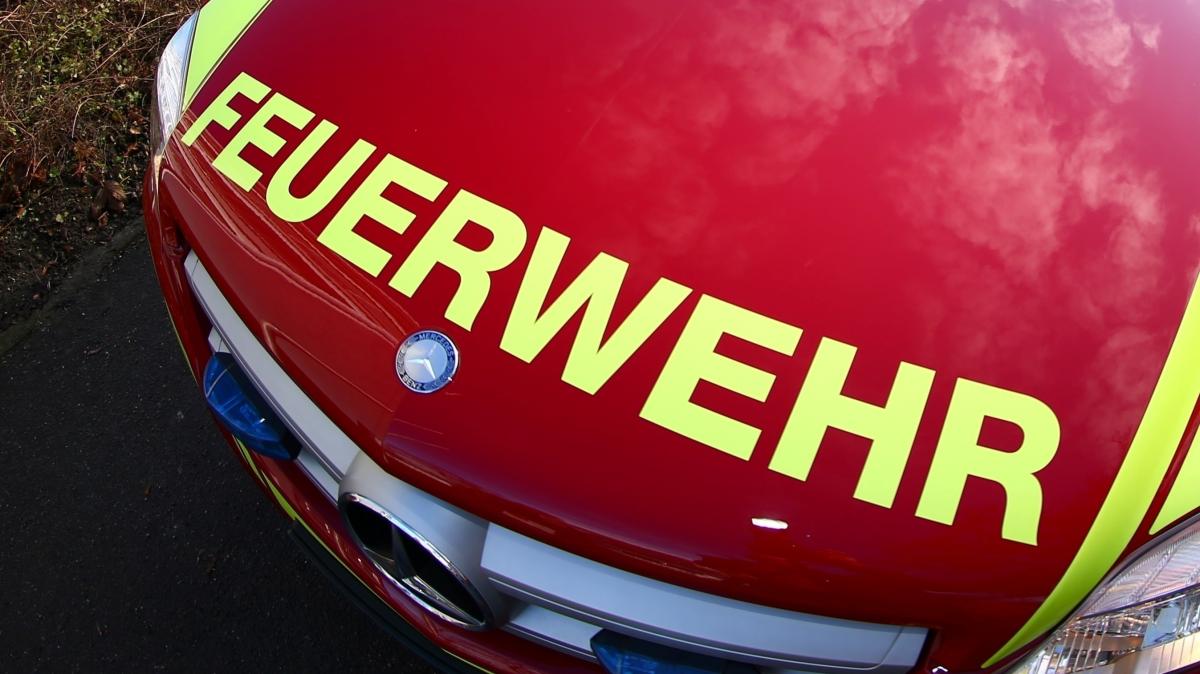 #Verpuffung in Ulmer Weststadt: Bewohnerin löscht Feuer am Vorhang