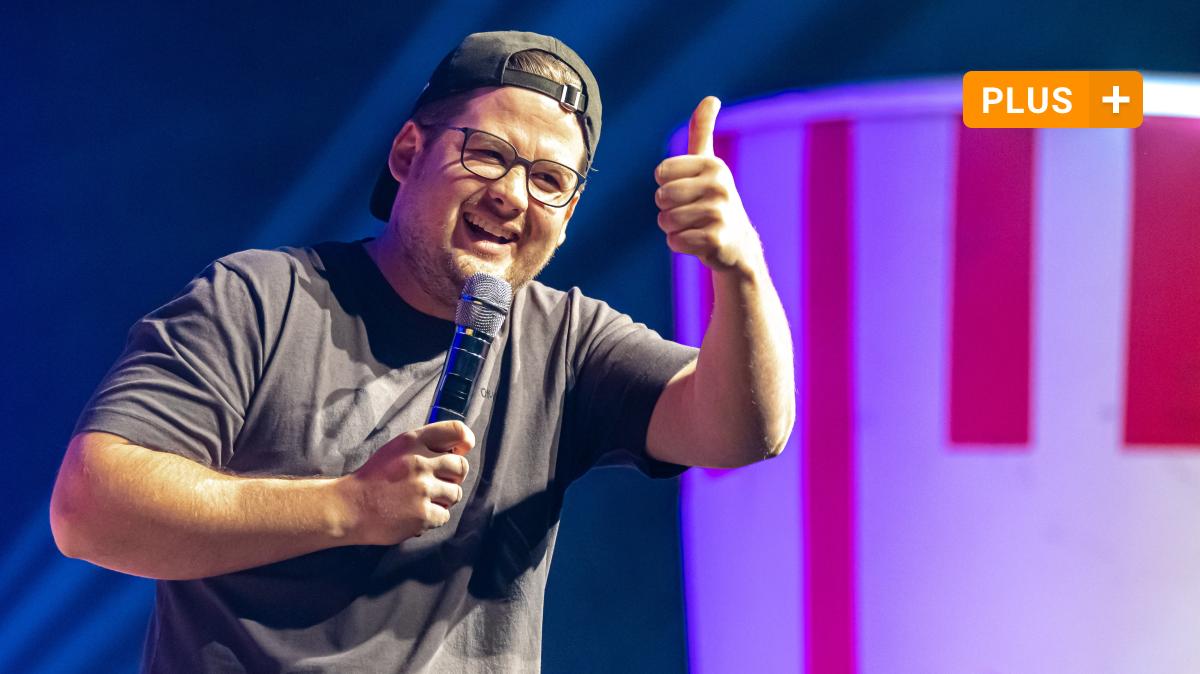Comedy Comedian Chris Tall Bespaßt Die Augsburger Schwabenhalle