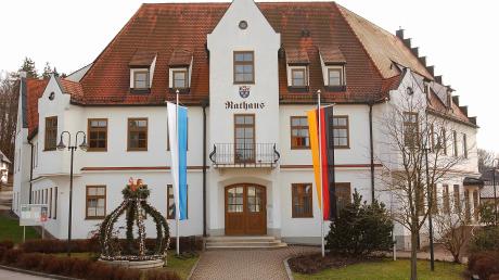 Im Rathaus in Haldenwang hat der Streit zwischen der Bürgermeisterin und den Gemeinderäten eine neue Eskalationsstufe erreicht.