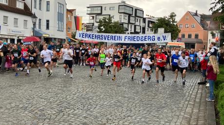 17 Teams nahmen in diesem Jahr am Hans-Böller-Lauf in Friedberg teil.