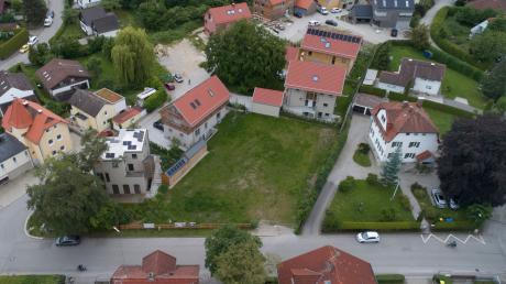 Keine Tiny-Häuser erlaubt der Uttinger Gemeinderat auf diesem freien Grundstück in der Bahnhofstraße. 