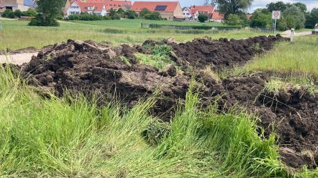 In allen Ortsteilen sollen Gräben vor Hochwasser schützen. Über die Instandhaltung ist sich der Gemeinderat uneinig.