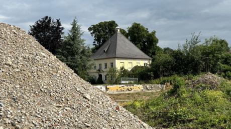 Der Denkmalschutz äußert seine Bedenken zum geplanten Lidl-Neubau in Babenhausen - vor allem wegen der Nähe zum Fürstlichen Forsthaus.