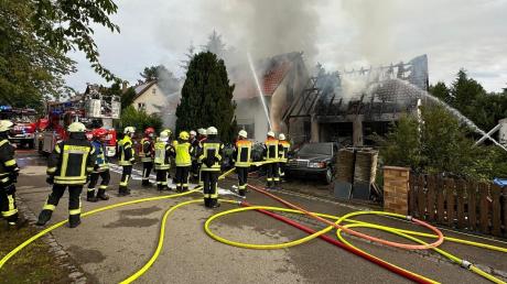 Bei einem Brand im Ustersbacher Ortsteil kam ein 75-Jähriger ums Leben. Die Polizei geht davon aus, dass er den Brand selbst gelegt hat. 