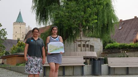 Ausgezeichnetes Projekt Nummer Zwei: das neugestaltete Donauufer in Lauingen. Die Landschaftsarchitektinnen Carolin Georg (links) und Myriam Künzel vom Studio B in München freuen sich darüber.
