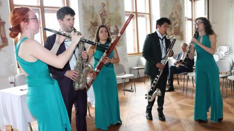 Ein grandioses Ensemble: Das Dianto-Reed-Quintet steht am Beginn einer internationalen Karriere und gab seine Visitenkarte jetzt auf Schloss Leitheim ab.