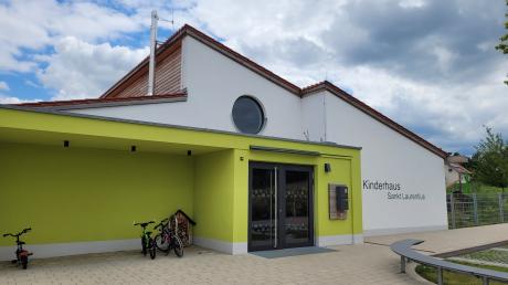 Die Kita St. Laurentius in Rinnenthal wurde erst 2022 eröffnet. Jetzt muss sie wegen Wasserschäden zeitweise geschlossen werden. 