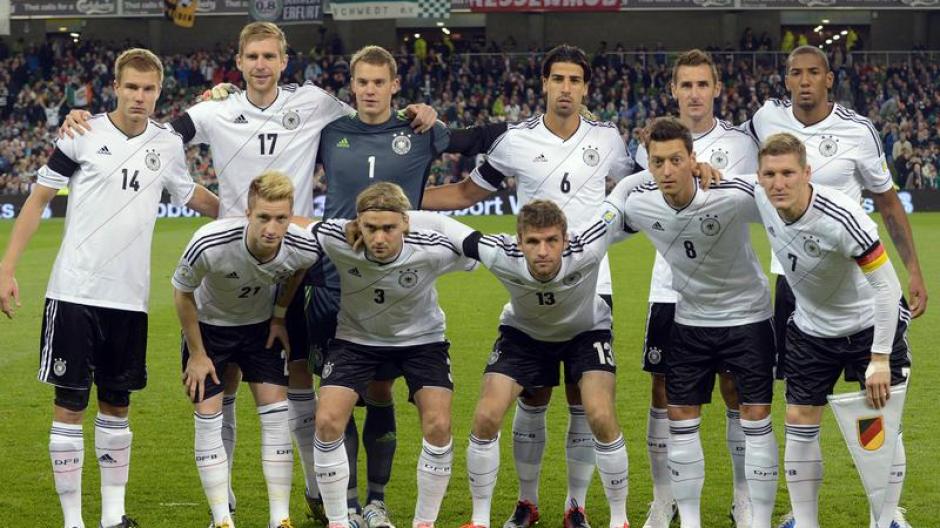 Fussball Fifa Weltrangliste Deutschland Weiter Auf Rang Zwei Augsburger Allgemeine