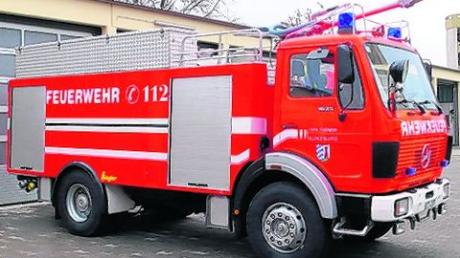 Dieses Tanklöschfahrzeug der Feuerwehr Günzburg soll ersetzt werden. Die Höhe des Zuschusses des Landkreises ist nach wie vor Stein des Anstoßes. Foto: März