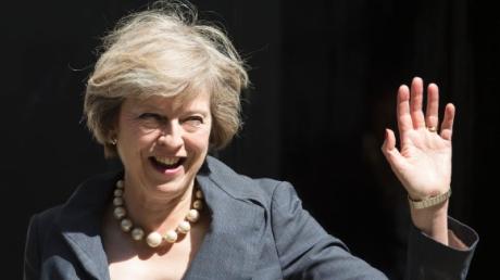 Theresa May besuchte Noch-Premierminister David Cameron in der Downing Street 10.