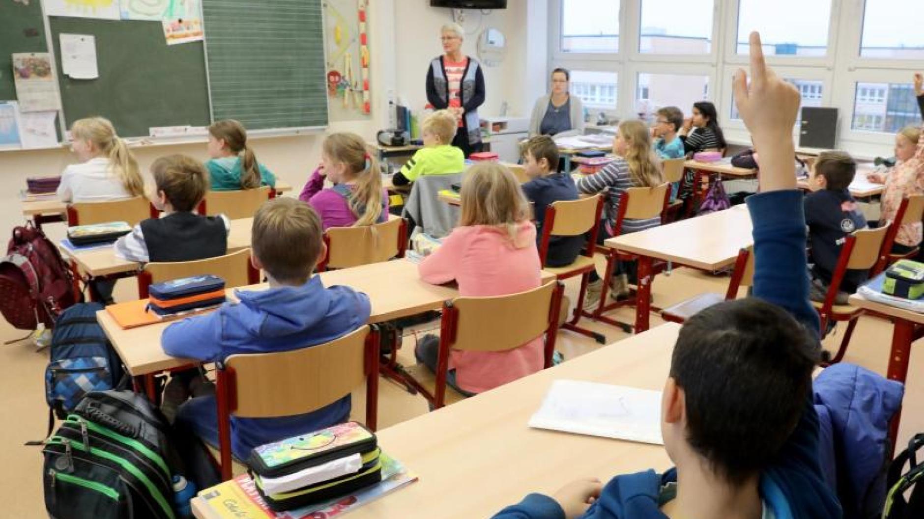 Neues Schuljahr Schulbeginn in Bayern mit Rückkehr zum G9 Augsburger