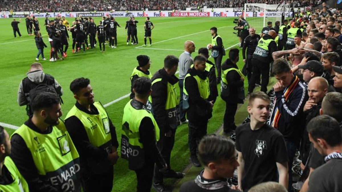 Europa League: UEFA bestraft Eintracht Frankfurt und ...