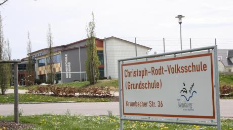 Die Digitalisierung an der Christoph-Rodt-Grundschule in Neuburg soll in den nächsten Wochen konkrete Züge annehmen. Rund 46000 Euro an Fördermitteln von Bund und Land stehen hierfür bereit. 	