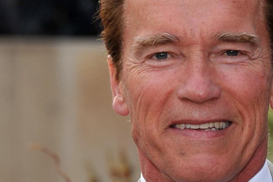 Leute Schwarzenegger Fans Mussen Sich Gedulden Augsburger Allgemeine