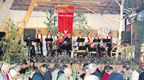 Anlässlich des 50. Geburtstags der Malteser in der Diözese Augsburg wurden alle ehrenamtlichen Mitarbeiter zu einem großen Helferfest eingeladen. 