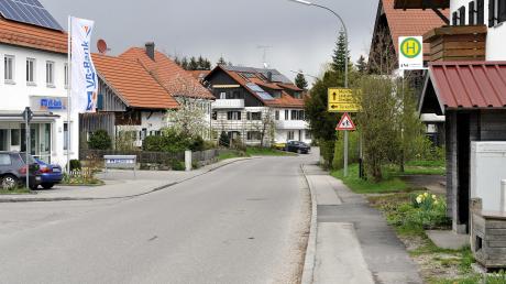 Die Hauptstraße in Greifenberg.