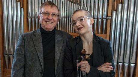 Sofia Kiemer und Anton Pfell sind am Sonntag zum Auftakt der Münsterkonzerte in St. Stephan in Dießen zu erleben.