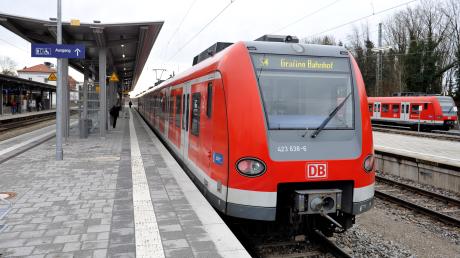 Bei Herrsching hat sich ein spektakulärer S-Bahn-Unfall ereignet. Verletzt wurde niemand.