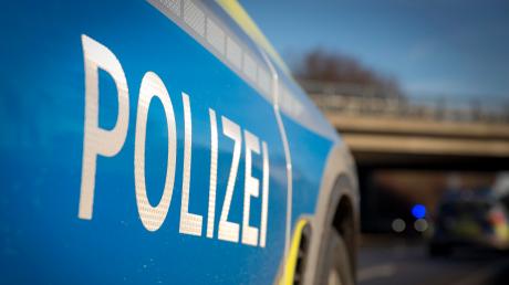 Vier Jugendliche wurden bei einem Unfall auf der B17 bei Landsberg verletzt.