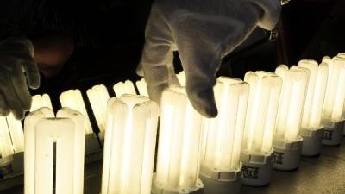 Uitgaan Vervolg privaat Forscherin: LED löst Energiesparlampe ab