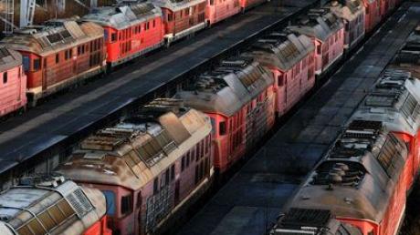 Lokomotiven auf dem Abstellgleis. Bild: dpa