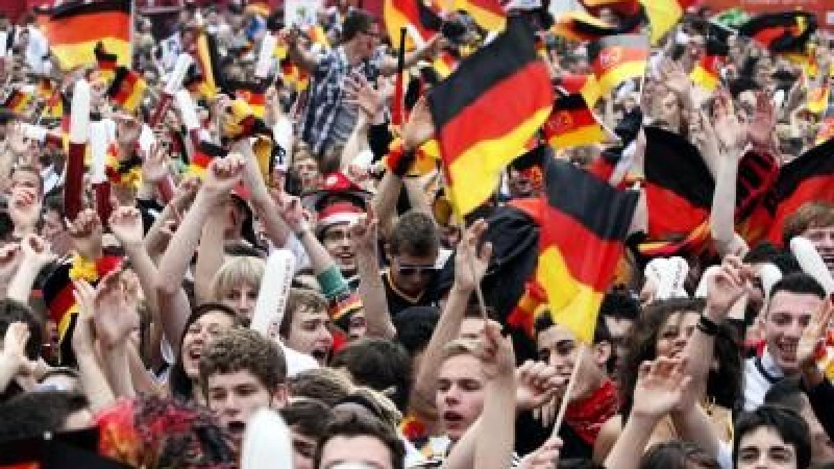 Fan-Tröten für Deutschland-Fans