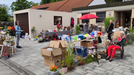 Die Chance, gemeinsam mit den Nachbarn Trödel und Raritäten direkt vor dem Haus zu verkaufen, nutzen beim großen Gartenstadt-Flohmarkt in diesem Jahr 119 Haushalte. 
