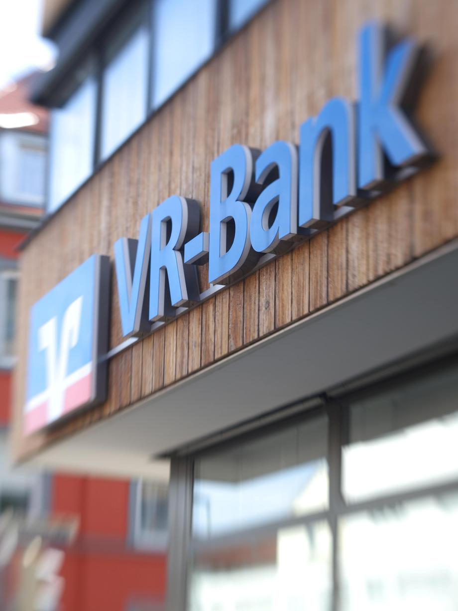 Neu-Ulm: Die VR-Bank Neu-Ulm erneuert ihre Filialen | Neu ...