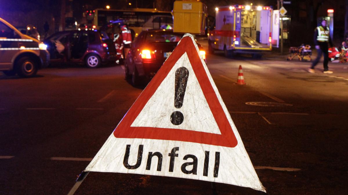 Aus dem Polizeibericht: Neuburg: Fünf Verletzte nach Crash