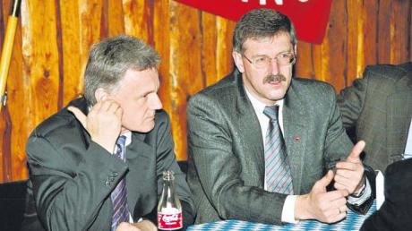 Karl-Heinz Katzki (rechts) mit dem damaligen stellvertretenden DGB-Vorsitzenden Hans Putzhammer. In den 22 Jahren als Regionsbeauftragter des DGB hatte Katzki zahlreiche prominente Gewerkschafter und Politiker zu Gast. Jetzt geht er in die Freistellungsphase vor dem Ruhestand. 