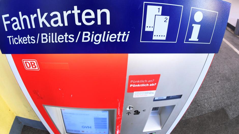 Fahrkartenautomat Kaputt Durfen Bahnreisende Dann Schwarzfahren
