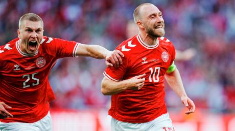Dänen-Star Christian Eriksen will an Spieltag 3 der EM 2024 das Weiterkommen gegen Serbien feiern. Alle Infos zur  Übertragung und Partie Dänemark gegen Serbien finden Sie hier.