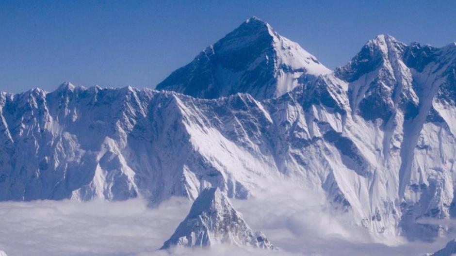 Fund In 7950 Metern Hohe Neues Drama Am Mount Everest Vier Leichen In Der Todeszone Augsburger Allgemeine