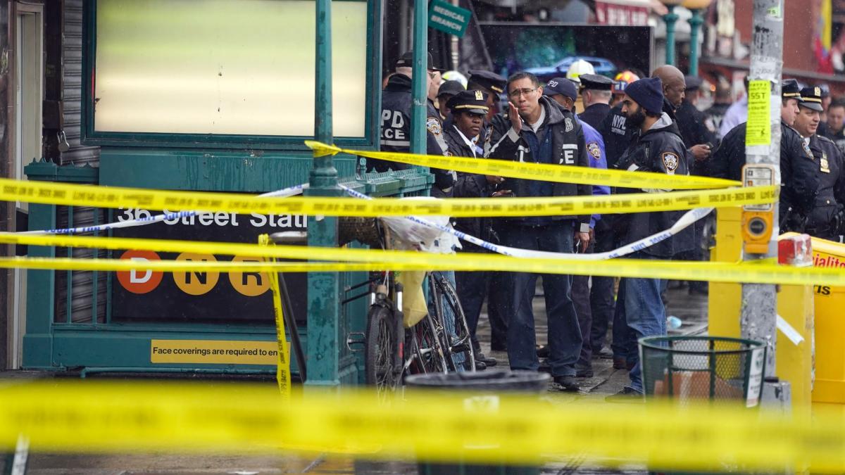 #Schießerei: Mehrere Verletzte nach Schüssen in New Yorker U-Bahn-Station