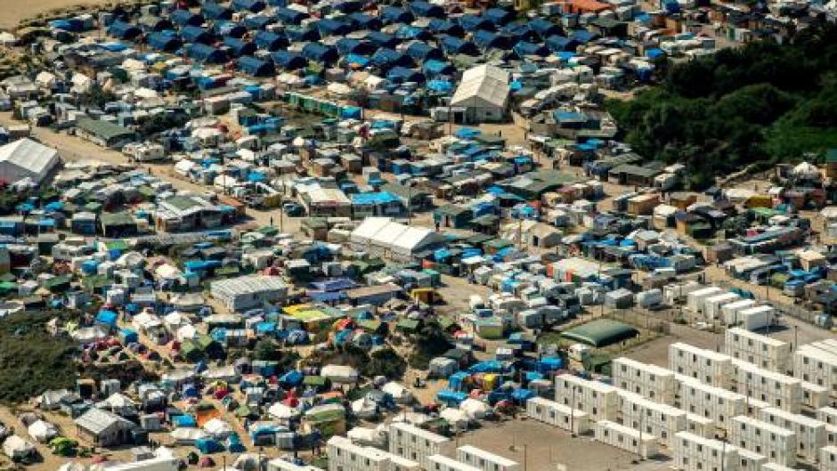 Frankreich Endstation Calais Tausende Fluchtlinge Stranden In Der Franzosischen Stadt Augsburger Allgemeine