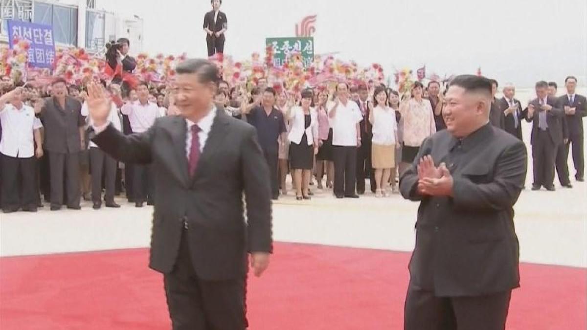 Xi Jinping In Pjongjang China Ruft Nordkorea Und Usa Zu Neuen Atom Gesprachen Auf Augsburger Allgemeine