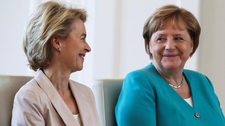 Corona Impfungen Wie Ursula Von Der Leyen Angela Merkel Bitter Enttauscht Hat Augsburger Allgemeine